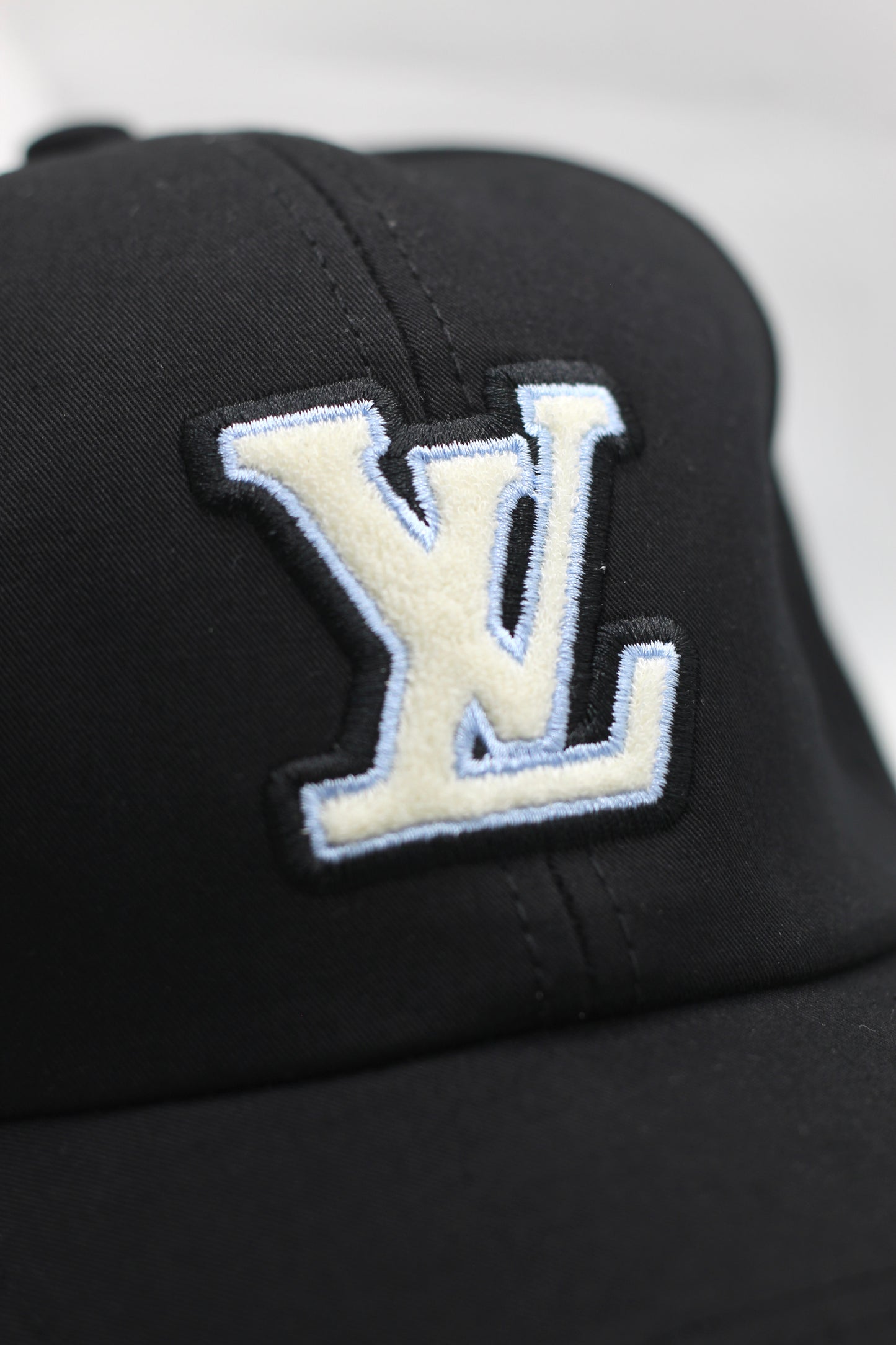 Gorra LV