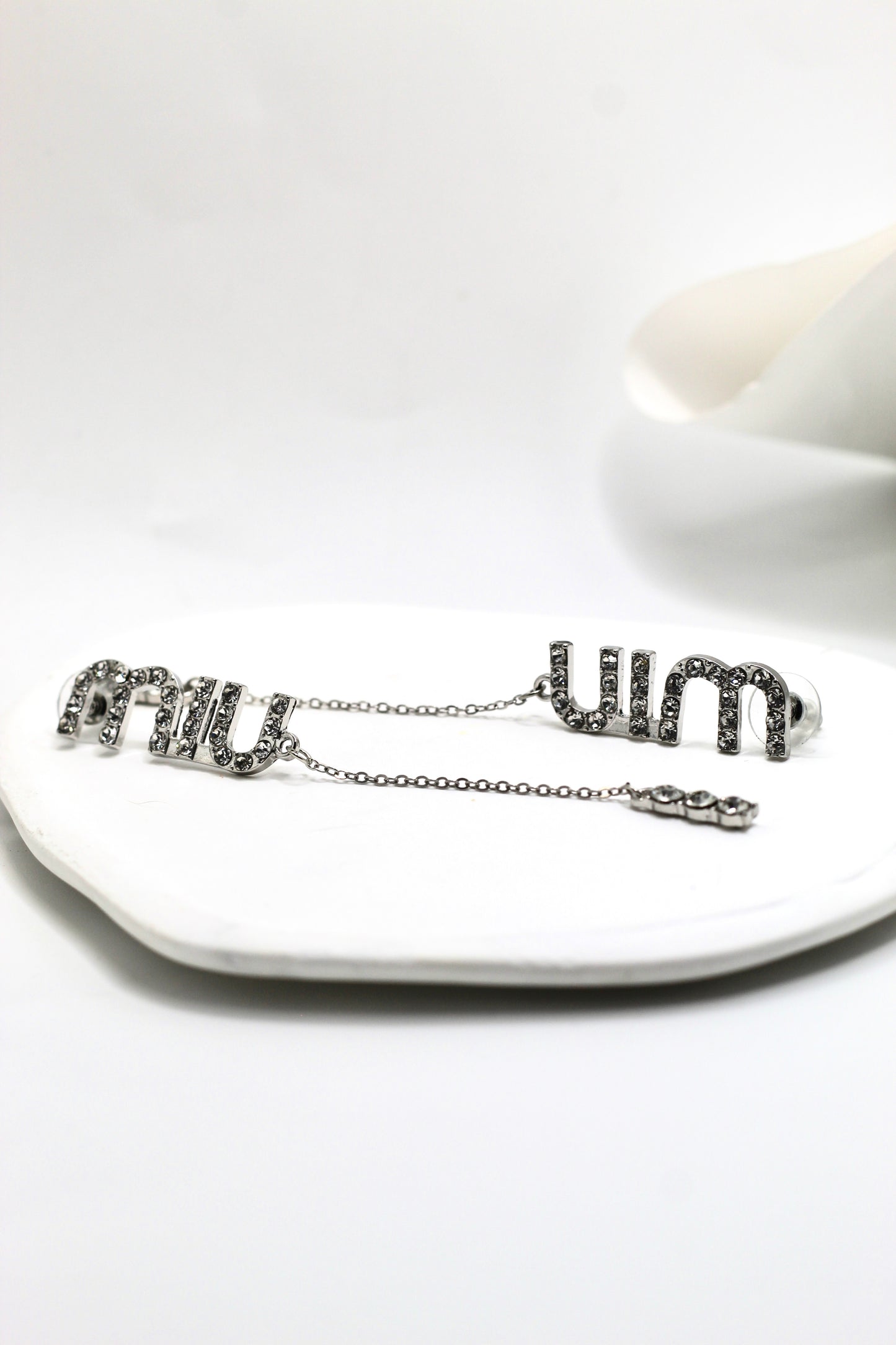 Pendientes Miu M
