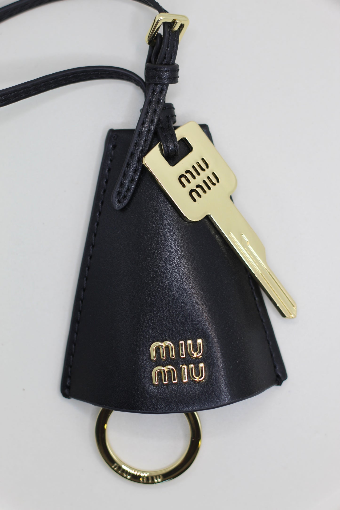 Llavero Miu M